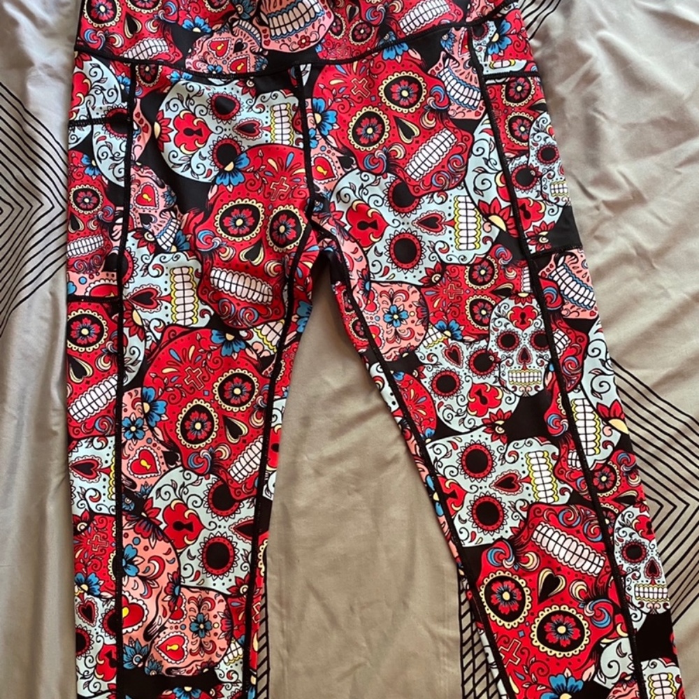 NEW Large CVG Constantly Varied Gear Leggings
